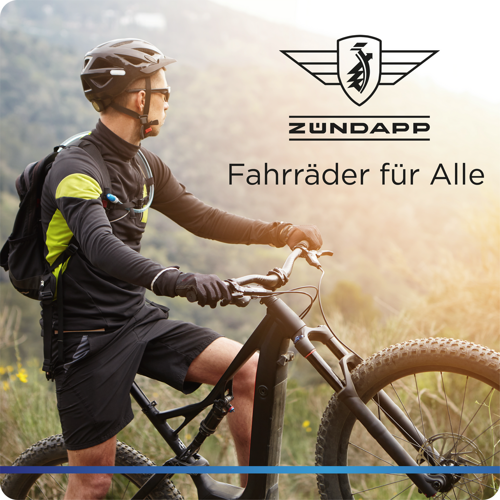 Stimmungsvolles Outdoor-Bild eines Mountainbikers mit Blick in die Natur, inklusive Zündapp Markenlogo und dem Slogan „Fahrräder für Alle“.